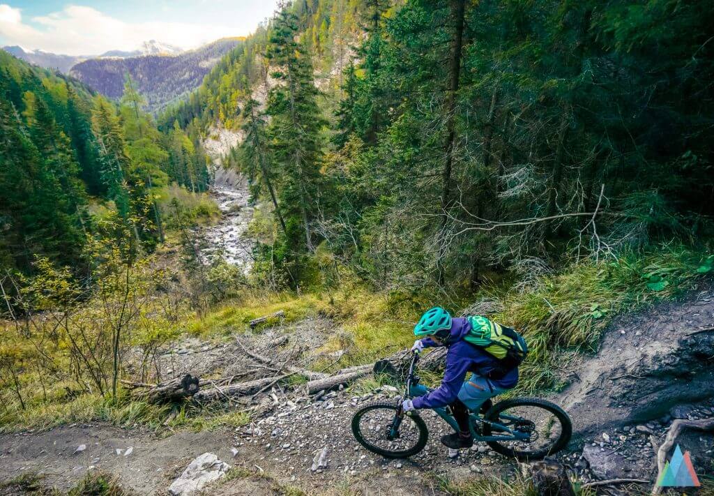 scuol-mtb-bike-fuorcla-champatsch-val-sinestra-tina-gerber